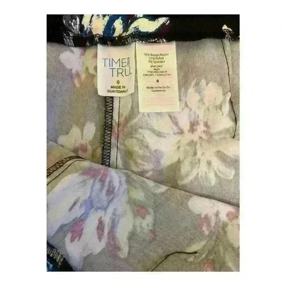 Time and Tru Women's Floral High Rise Skinny Jegging Pants Size 8 refer to pics - Picture 6 of 7